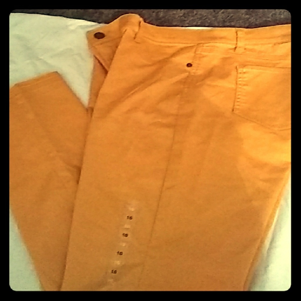 Gold skinny jeans
